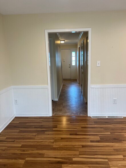 Building Photo - 782 Allenview Dr