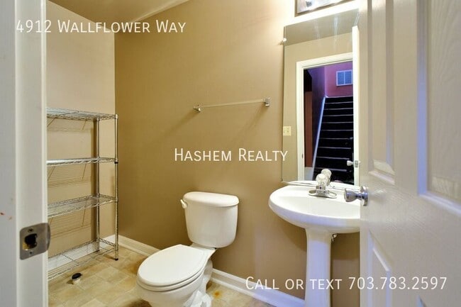 Building Photo - 4912 Wallflower Wy