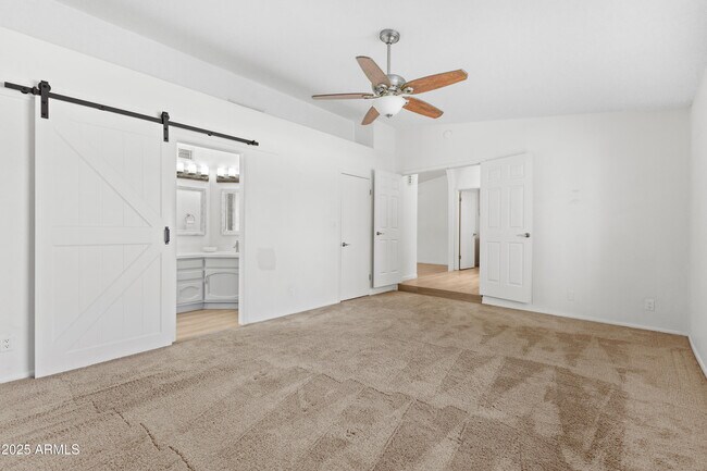 Building Photo - 8943 E Friess Dr