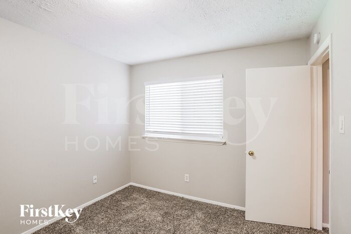 Building Photo - 3007 Becket St