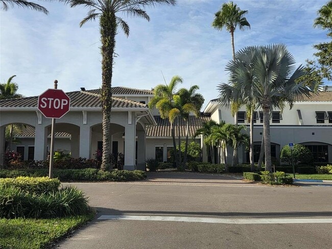 Building Photo - 1102 Halton Ct