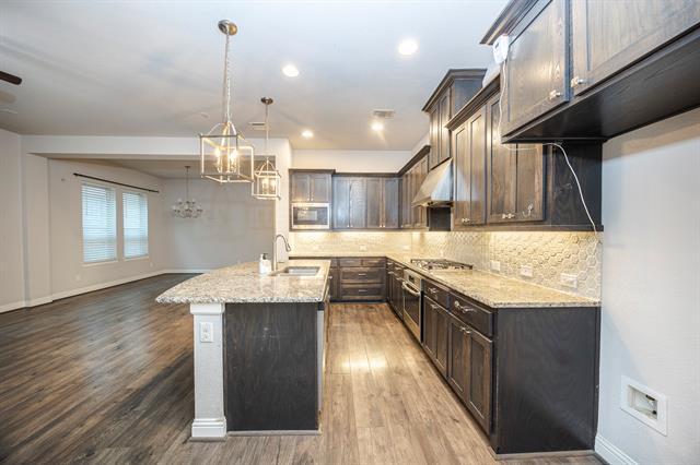Building Photo - 3640 Carlsbad Way
