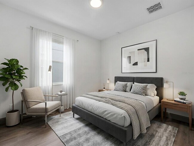 Building Photo - 7323 Pool Compass Loop