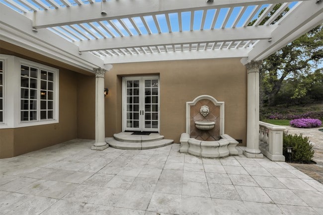 Building Photo - 27210 Ohlone Ln