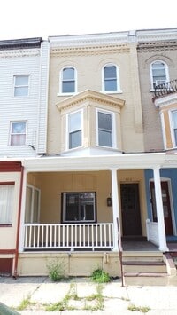 Building Photo - 722 N Ninth St