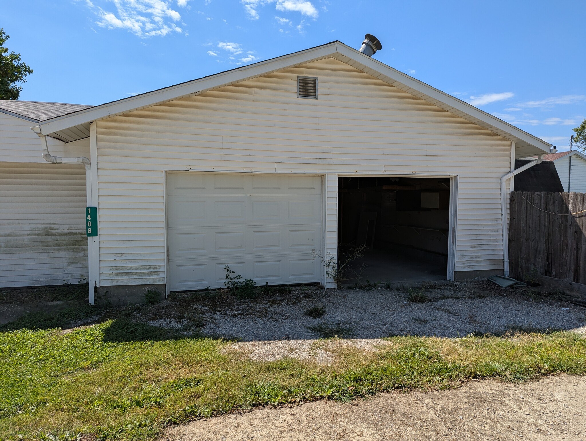 Building Photo - 1408 Holland St