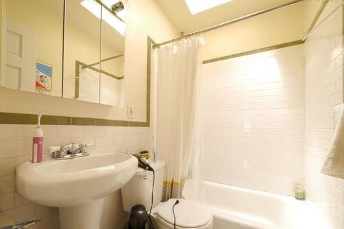 Building Photo - 21 Jane St