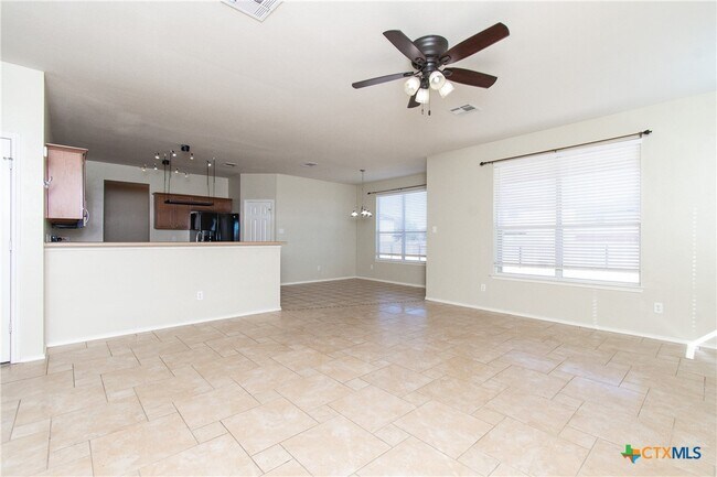 Building Photo - 5503 Bridgewood Dr