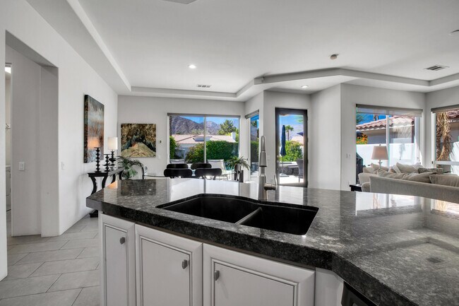 Building Photo - 78858 Breckenridge Dr