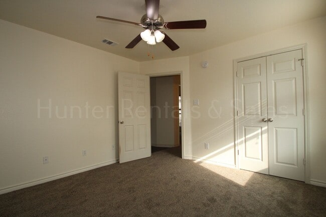 Building Photo - 4 Bedroom in Copperas Cove’s House Creek N...