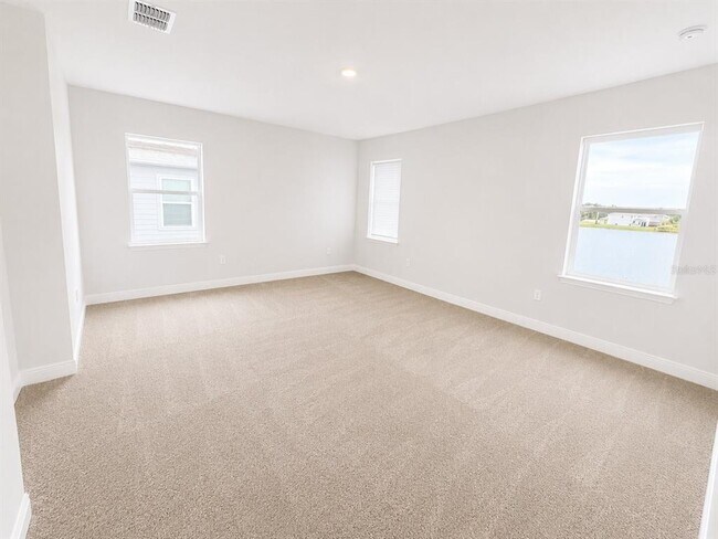 Building Photo - 13629 McMillan Dr