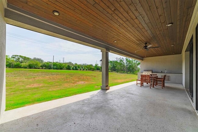 Building Photo - 104 Lazy Oak Pl