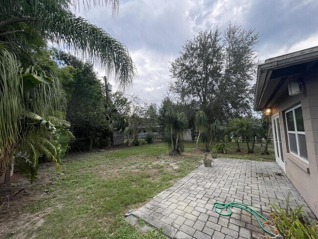 Building Photo - 1034 Dunraven Dr