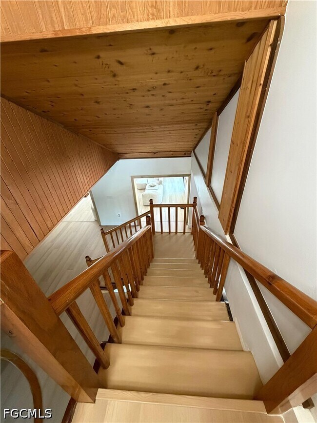 Building Photo - 3745 27th Ave SW