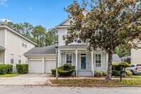 Building Photo - 1013 Maiden Terrace