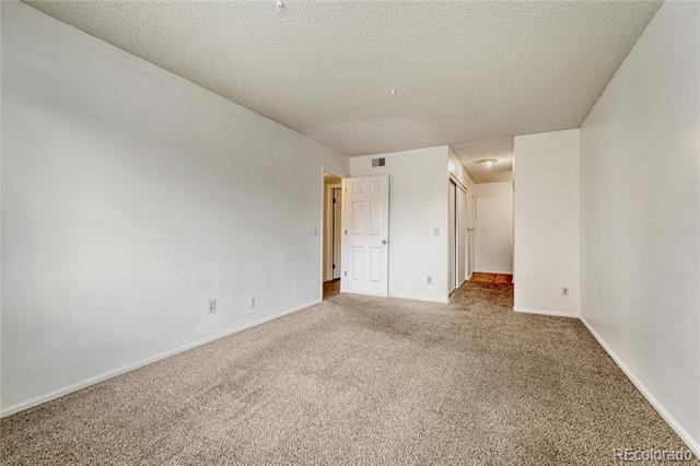 Building Photo - 491 S Kalispell Way