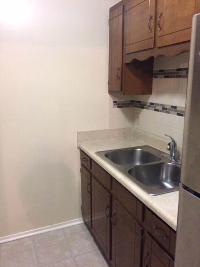 Building Photo - 236 Graylynn Dr