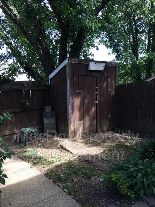 Building Photo - 1101 Forbes St