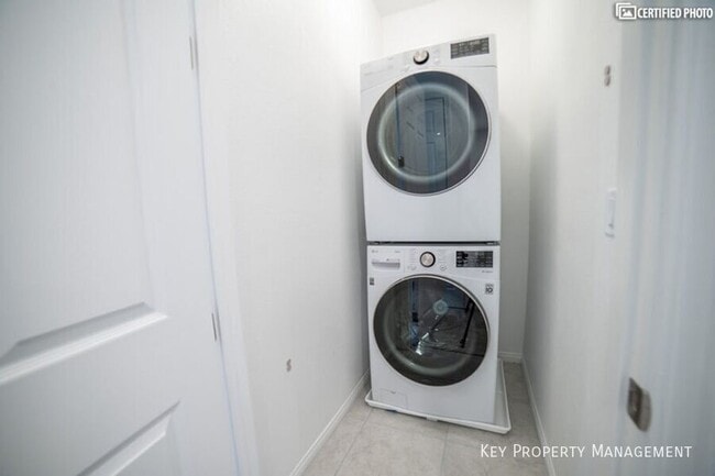 Building Photo - 88 Kimberlite Dr