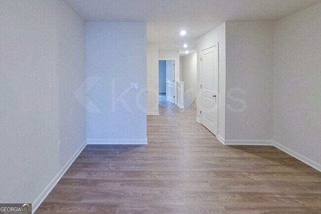 Building Photo - 316 Ironwood Ct