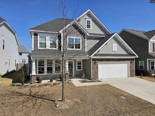 Building Photo - 819 Queenshire Ln