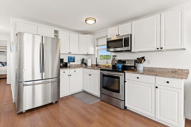 Building Photo - 1611 NH-1A