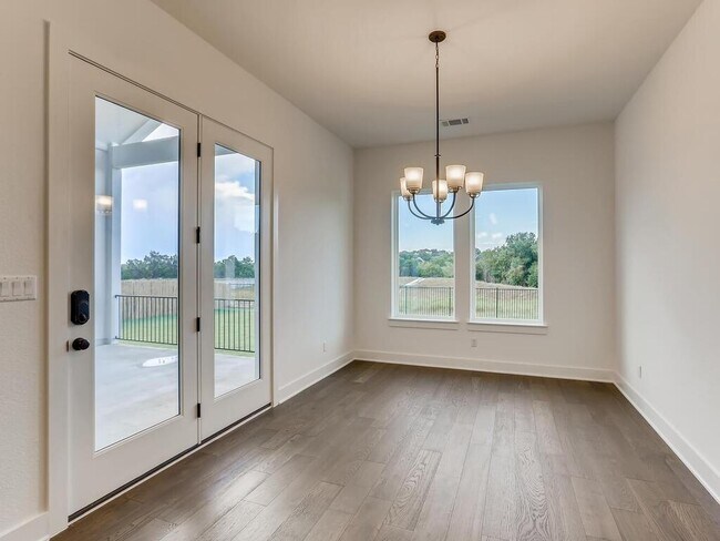 Building Photo - 12016 Mesa Verde Dr