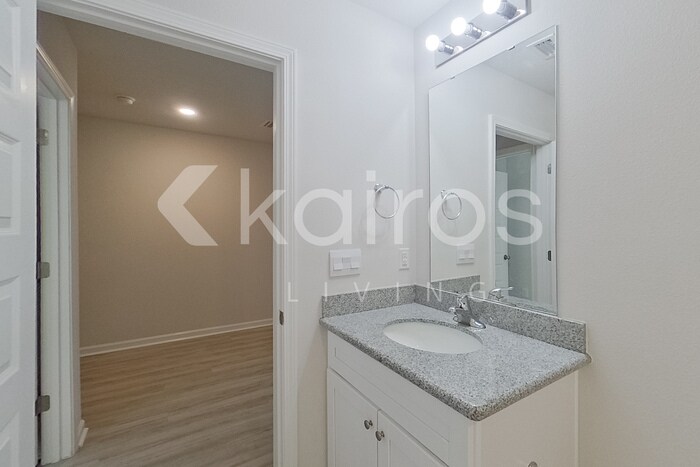 Building Photo - 154 Metalmark Dr