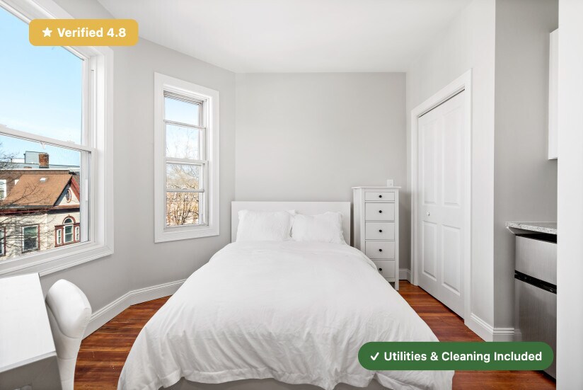 Building Photo - Furnished Bedroom with Private Bath in East Boston