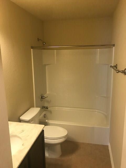 Building Photo - 3/2/2 Treaty Oaks! Great property Just in ...