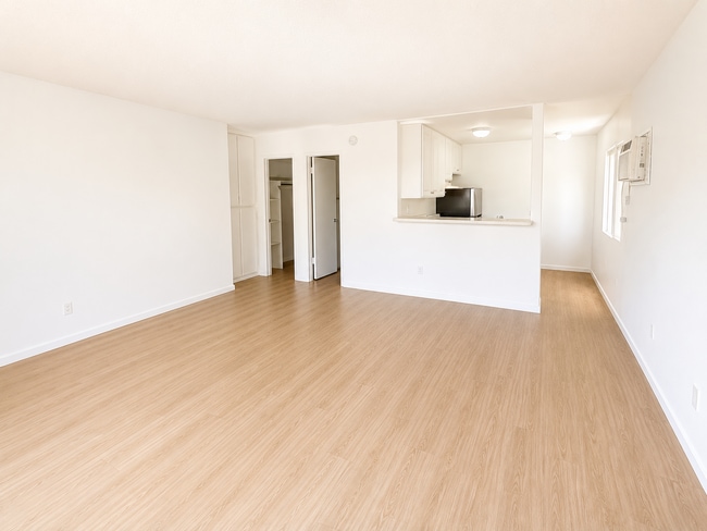 Building Photo - 11438 Killion St