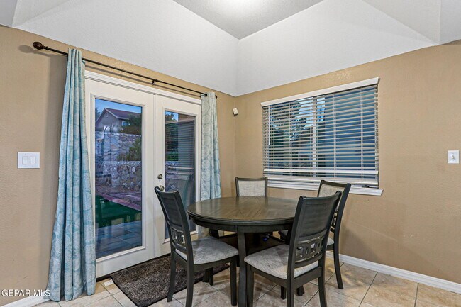 Building Photo - 6312 Casper Ridge Dr