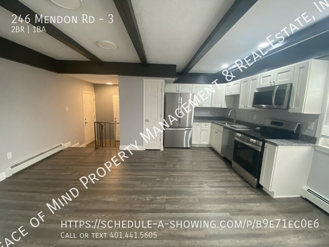 Building Photo - New renovated 2 Bed/1 Bath for $1700 inclu...