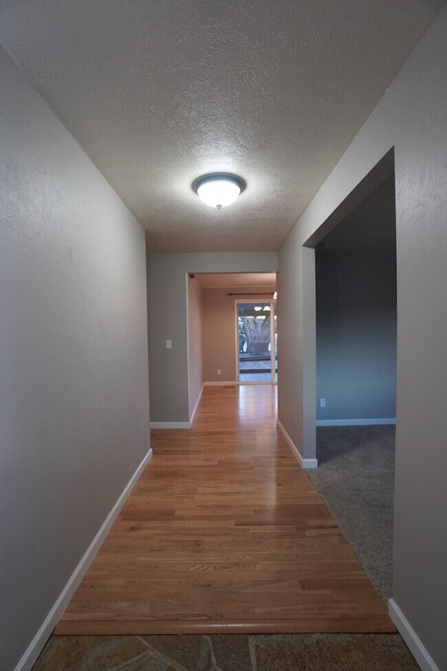 Building Photo - 9594 W Telfair Dr