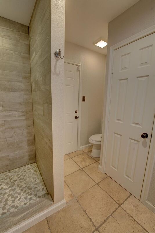 Building Photo - 1212 Marshalldale Dr