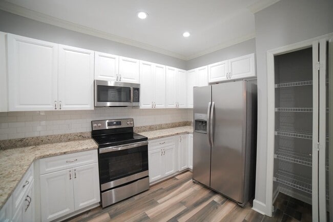 Building Photo - 5434 Hampton Hill Cir