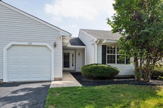 Primary Photo - 504 Lyon Dr