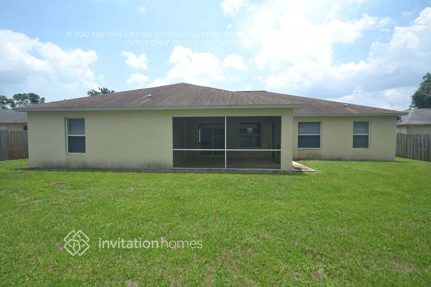 Building Photo - 2628 Corrigan Dr
