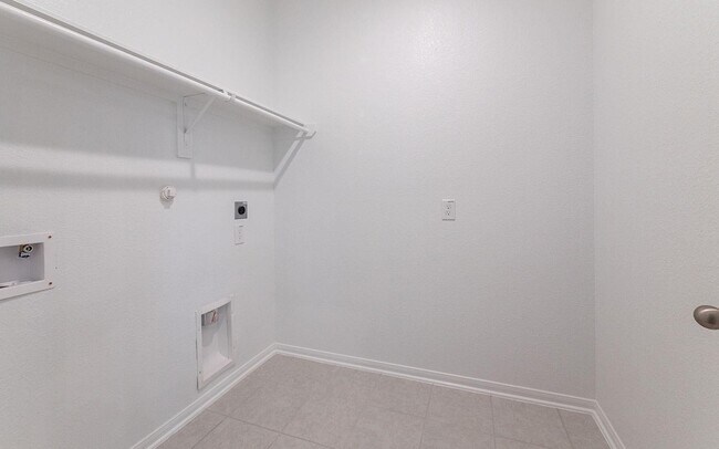 Building Photo - 21430 Blue Tuna Dr