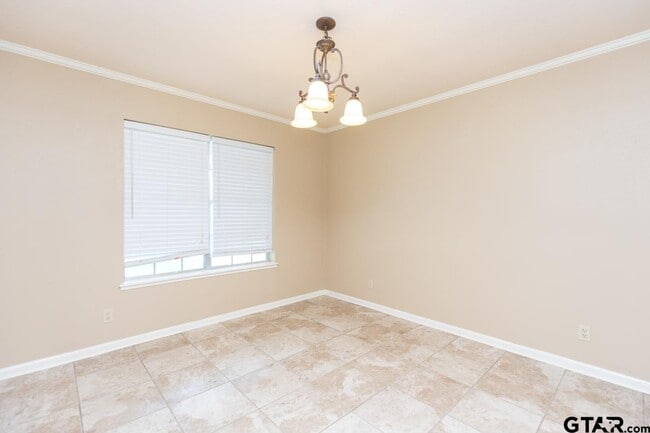 Building Photo - 1823 Picadilly Pl