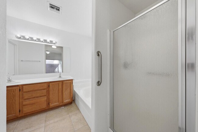 Building Photo - 18837 N 43rd Pl