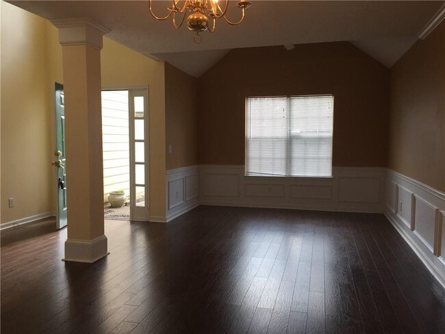 Building Photo - 3630 Montrose Pond Walk