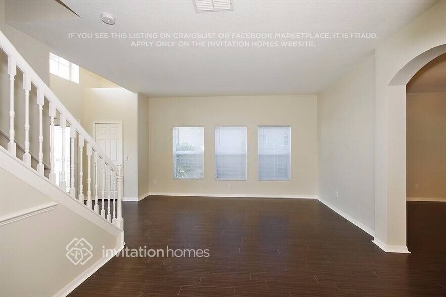 Building Photo - 8954 Vickroy Terrace