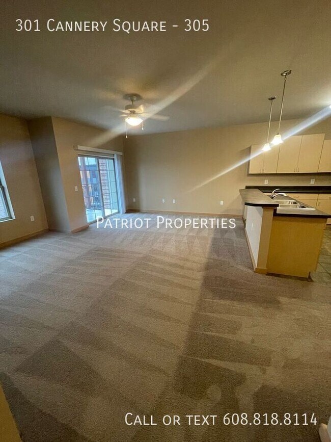 Building Photo - 301 Cannery Square