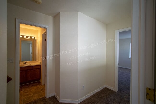 Building Photo - 2602 Timberwood Dr