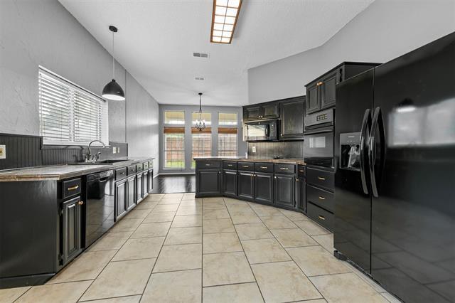 Building Photo - 213 Dodge Trail