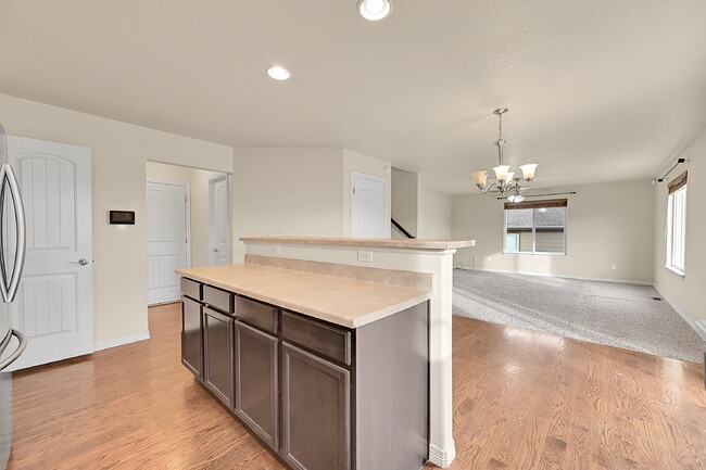 Building Photo - $2,100 - 4 Bed, 3.5 bath Home in Fountain with Central AC and Fenced in Yard!