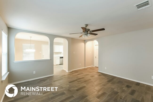 Building Photo - 10203 Crystal View