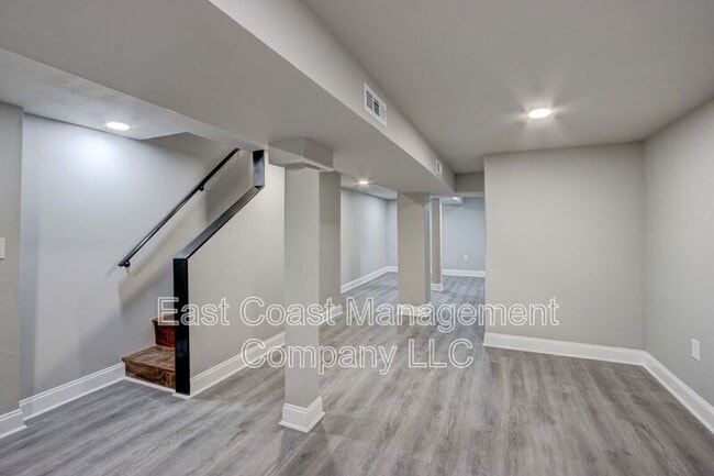 Building Photo - 2619 Loyola Northway