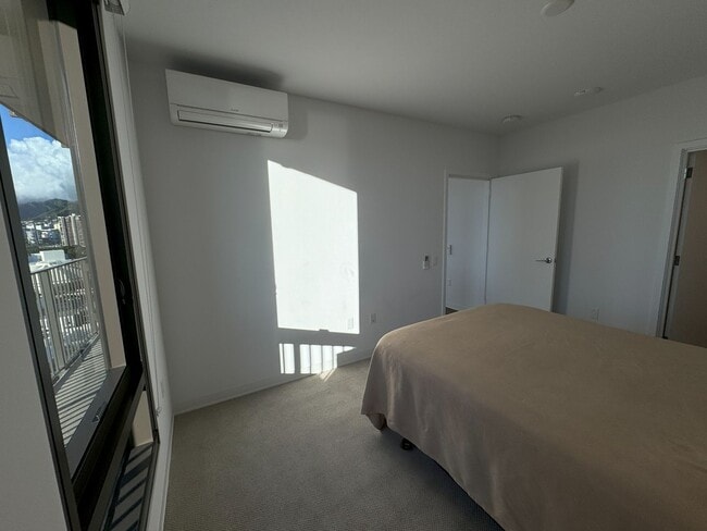 Building Photo - Aalii 2105